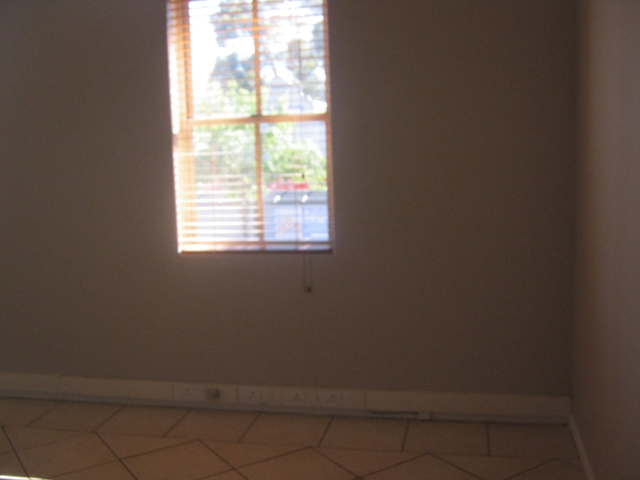 To Let commercial Property for Rent in Somerset West Western Cape